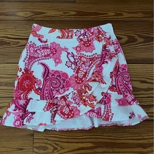 Cute Shein skirt! Never worn in great condition